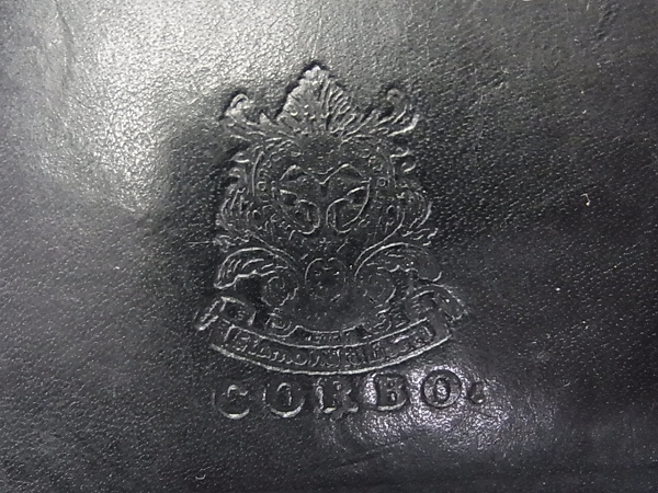 実際に弊社で買取させて頂いたCORBO/コルボ 財布/ラウンドウォレット 二つ折り ブラックの画像 6枚目