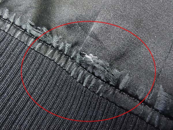 実際に弊社で買取させて頂いたFACTOTUM/ファクトタム スカジャン 鷹/刺繍 黒オフホワイト 46の画像 5枚目