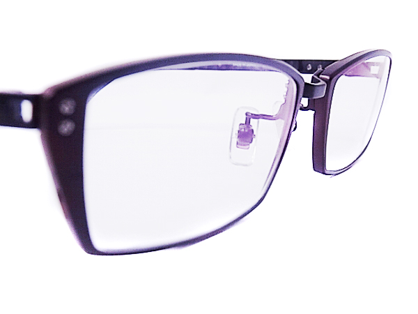 tumi トゥミ　眼鏡　メガネ　zr3 10-0003 55□17 140 TUMI/トゥミ 眼鏡/メガネフレーム スクエア ZR3 黒茶/10-0001の