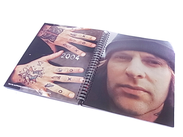 実際に弊社で買取させて頂いたRancid 写真集 BOUNTY HUNTER ワープ マガジン ジャパン/2点SETの画像 4枚目