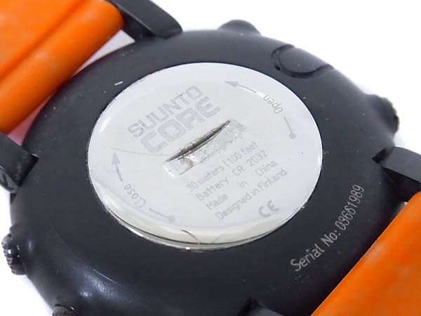 実際に弊社で買取させて頂いたSUUNTO/スント Core オレンジ アウトドアウォッチSS013317010の画像 4枚目