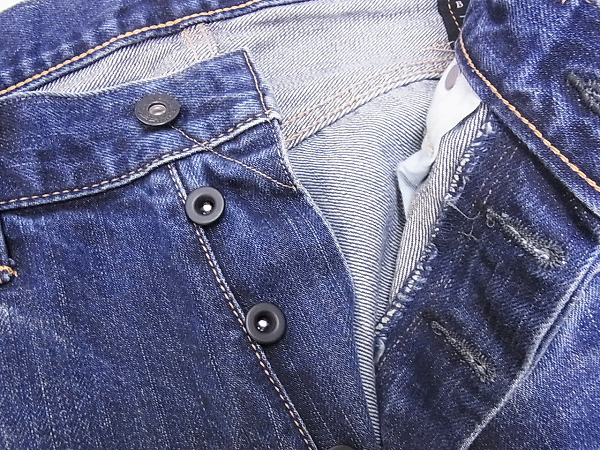 実際に弊社で買取させて頂いたKURO×EDIFICE コラボ USED加工/ストレートデニムパンツ 31の画像 5枚目