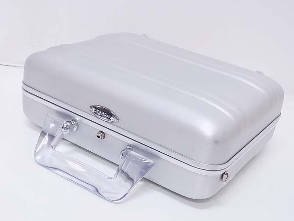 実際に弊社で買取させて頂いたZERO halliburton/ゼロ ハリバートン 2WAYミニアタッシュケースの画像 2枚目