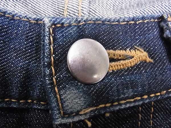 実際に弊社で買取させて頂いたLITHIUM HOMME ニュークラシックジーンズ スリムストレート/1の画像 3枚目