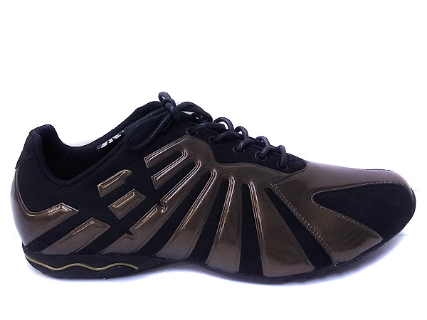 ⭐︎17日までの限定値下げ　EMPORIO ARMANI スポーティスニーカー ⭐︎17日までの限定値下げ EMPORIO ARMANI スポーティスニーカー