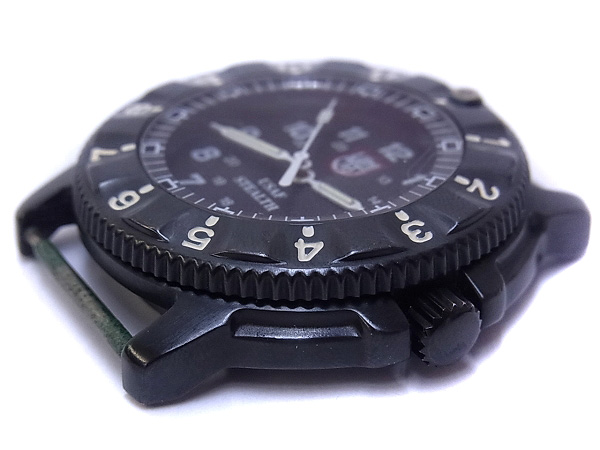 実際に弊社で買取させて頂いたLUMINOX/ルミノックス ナイトホーク 3400 黒 腕時計/F-117の画像 1枚目