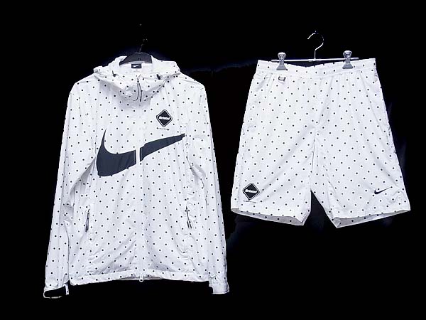 実際に弊社で買取させて頂いたSOPHNET×NIKE F.C.R.B 15FA  POLKA DOT PRACTICEセットアップ/Sの画像 2枚目