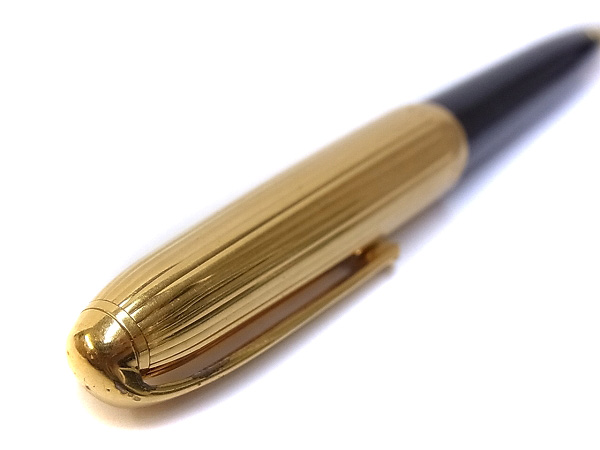 実際に弊社で買取させて頂いたCartier/カルティエ ボールペン 回転式 ブラック×ゴールドの画像 2枚目