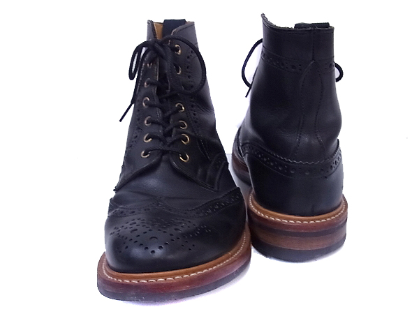 実際に弊社で買取させて頂いたTRICKER'S/トリッカーズ ウイングチップシューズ M2508 黒/9.5の画像 1枚目