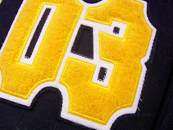 実際に弊社で買取させて頂いたFAT/エフエーティー 10th ANNIVERSARY  Fロゴ/スタジャン Lの画像 8枚目