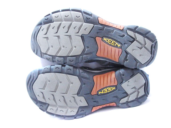 実際に弊社で買取させて頂いたkeen/キーン ニューポート スポーツサンダル 110230/26.5の画像 4枚目