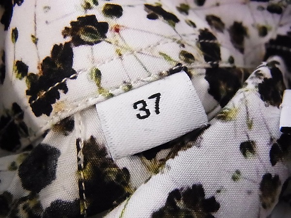 実際に弊社で買取させて頂いたGIVENCHY/ジバンシィ 長袖コットンシャツ 15年 花柄/総柄 37の画像 7枚目