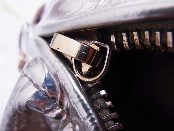 実際に弊社で買取させて頂いたHELMUT LANG/ヘルムート・ラング 2WAY ボストンバッグ 金の画像 9枚目