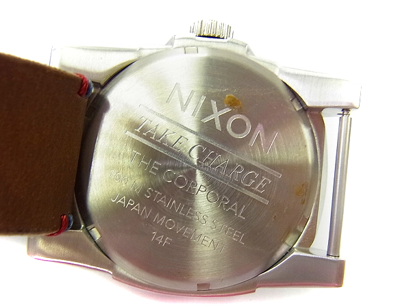 実際に弊社で買取させて頂いたNIXON/ニクソン TAKE CHARGE/テイクチャージ クォーツ 腕時計の画像 5枚目