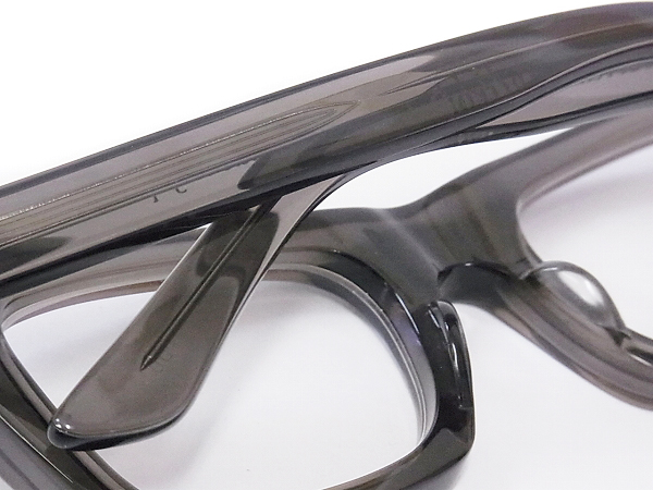 実際に弊社で買取させて頂いたEFFECTOR×DIET BUTCHER SLIM SKIN 眼鏡/メガネフレーム 黒の画像 8枚目