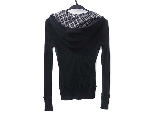 実際に弊社で買取させて頂いたバーバリーロンドン ブルーレーベル ジップニットパーカー/38の画像 1枚目