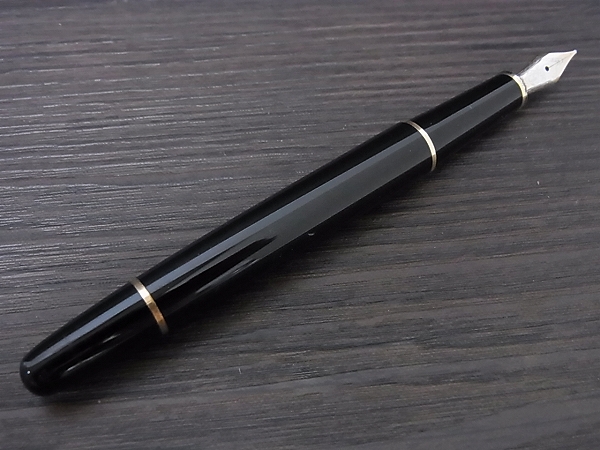 実際に弊社で買取させて頂いたMONTBLANC/モンブラン マイスターシュテュック万年筆 14K/4810の画像 1枚目