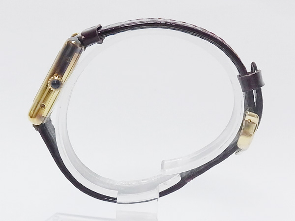 実際に弊社で買取させて頂いたカルティエ マストタンク 手巻き Silver925 ブルーサファイヤの画像 3枚目