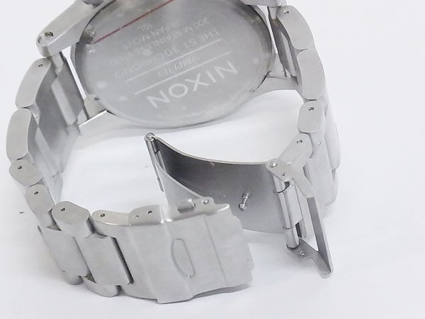 実際に弊社で買取させて頂いたNIXON/ニクソン THE 51-30 CHRONO/クロノグラフ 銀/A083-307の画像 4枚目