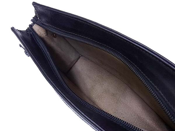 実際に弊社で買取させて頂いたdunhill/ダンヒル レザー セカンドバッグ クラッチバッグ 黒の画像 4枚目