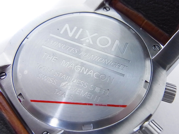 実際に弊社で買取させて頂いたNIXON/ニクソン Magnacon/マグナコンA4581887 シルバーブラウンの画像 5枚目