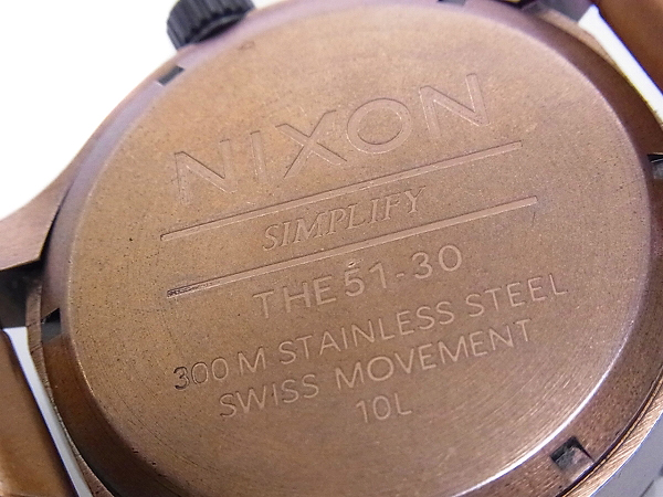 実際に弊社で買取させて頂いたNIXON/ニクソン 51-30 アンティークカッパー ブラック/A057872の画像 4枚目