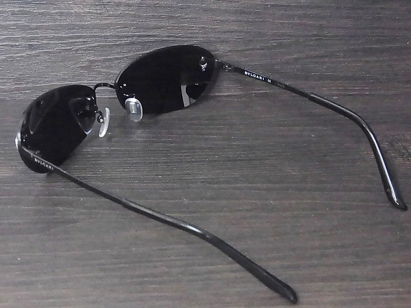 実際に弊社で買取させて頂いたBVLGARI/ブルガリ サングラス ツーポイント ブラック/664の画像 2枚目