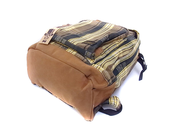 実際に弊社で買取させて頂いたCorefighter/コアファイター HEAVY FLANNEL バックパックの画像 3枚目