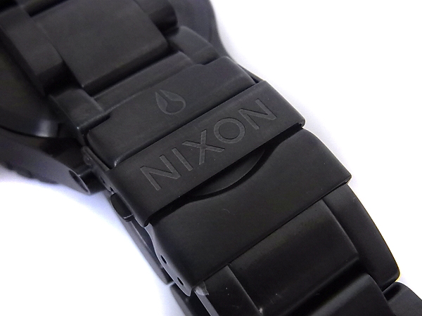 実際に弊社で買取させて頂いたNIXON/ニクソン 42-20 Tide　オールブラック 腕時計/A035 001の画像 4枚目