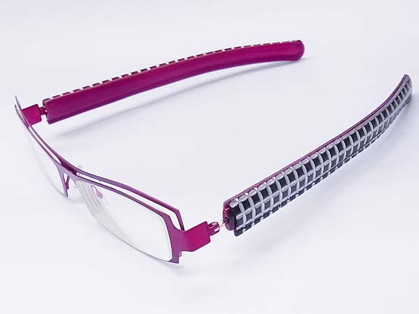 実際に弊社で買取させて頂いたLESS THAN HUMAN/レスザンヒューマン L-ONE メガネフレーム 赤の画像 7枚目