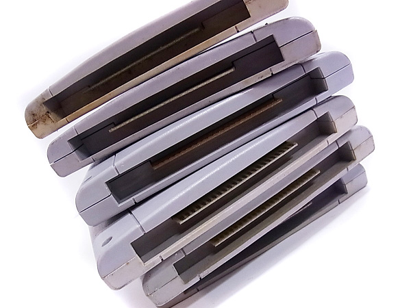 実際に弊社で買取させて頂いた【処分品】セガサターン/ファミコン カセット/本体等 30点↑SETの画像 1枚目