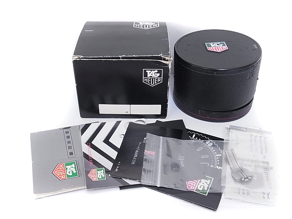 実際に弊社で買取させて頂いたタグホイヤー クロノメーター S89.206 シルバー 自動巻きの画像 7枚目