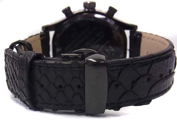 実際に弊社で買取させて頂いたNIXON/ニクソン 42-20 CHRONO BLACK SNAKE 腕時計/A037848の画像 5枚目