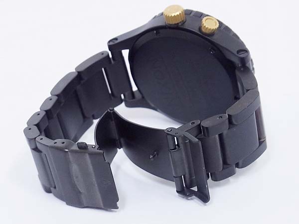 実際に弊社で買取させて頂いたNIXON/ニクソン 51-30 タイドグラフ メンズ腕時計 A057-1041の画像 4枚目