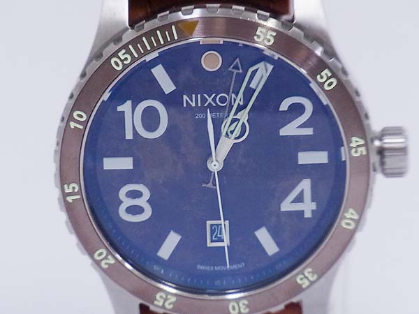 実際に弊社で買取させて頂いたNIXON/ニクソン THE Diplomat アナログ腕時計 茶 A269-1958の画像 2枚目