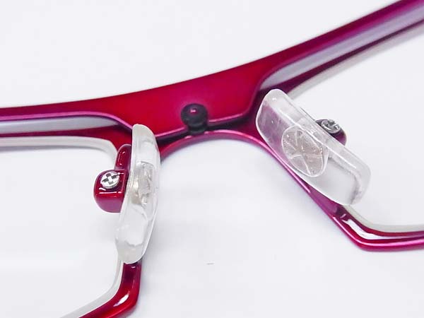 実際に弊社で買取させて頂いたLESS THAN HUMAN/レスザンヒューマン L-ONE メガネフレーム 赤の画像 3枚目