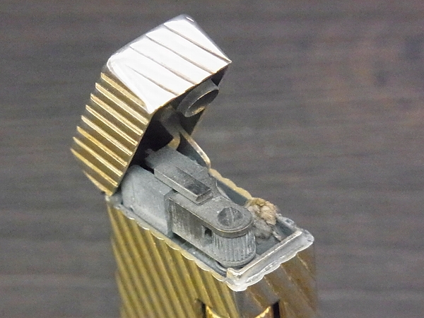 実際に弊社で買取させて頂いたDUNHILL/ダンヒル ビンテージ ROLLALITEショートオイルライターの画像 2枚目