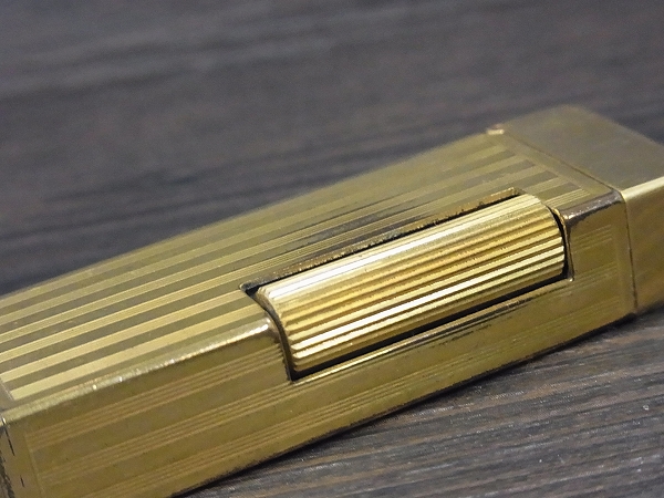 実際に弊社で買取させて頂いたdunhill/ダンヒル 1940年代 ヴィンテージ オイルライター 金の画像 3枚目