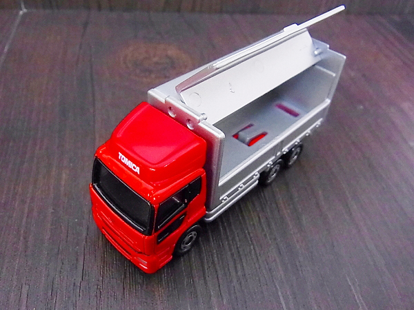 実際に弊社で買取させて頂いたトミカ 30、40周年記念限定 スカイライン等 ミニカー/9点SETの画像 2枚目