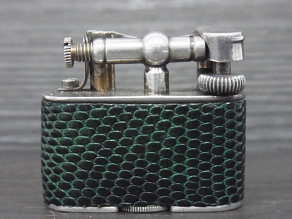 実際に弊社で買取させて頂いたダンヒル 革張り スターリング 1920年代頃 ビンテージライターの画像 1枚目