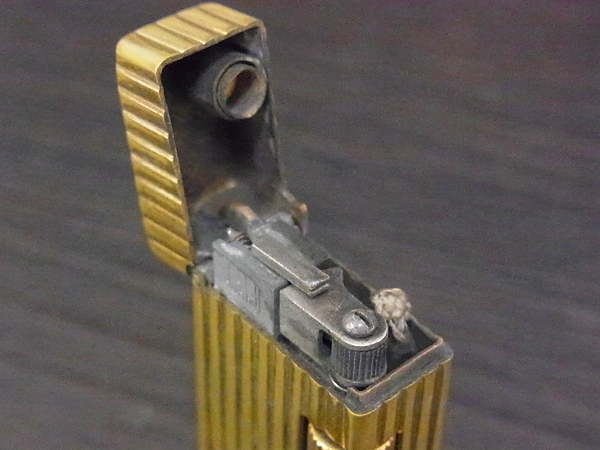 実際に弊社で買取させて頂いたダンヒル ビンテージ ストライプ オイルライター/ローラライトの画像 2枚目