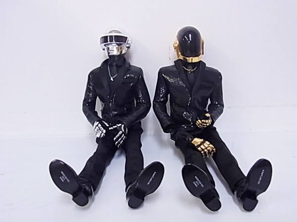 実際に弊社で買取させて頂いたMEDICOM TOY リアルアクションヒーローズDAFT PUNK 1/6 /2点SETの画像 3枚目