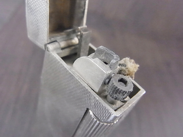 実際に弊社で買取させて頂いたdunhill/ダンヒル ローラガスライター スリムスクエア/シルバーの画像 4枚目