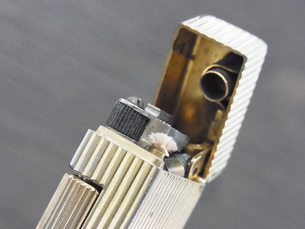 実際に弊社で買取させて頂いたダンヒル ヴィンテージ 1950年代頃 U.S.PATENT オイルライターの画像 5枚目