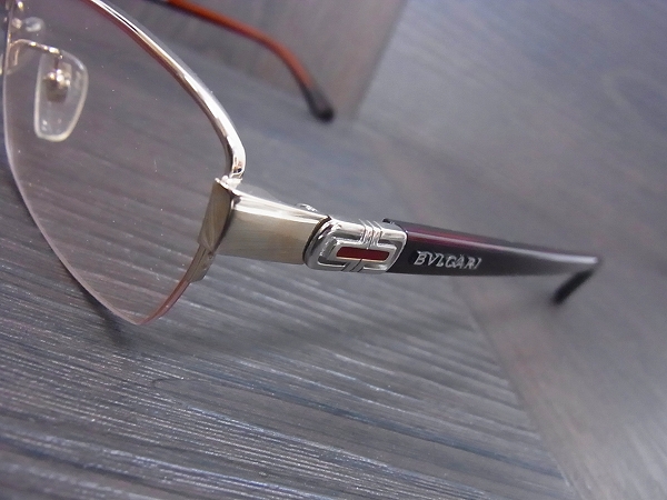 実際に弊社で買取させて頂いたBVLGARI/ブルガリ スクエア型 眼鏡/メガネフレーム BV1044Tの画像 3枚目