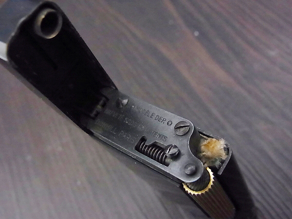 実際に弊社で買取させて頂いたdunhill/ダンヒル  ローラガス ライター ブラック プレーンの画像 3枚目