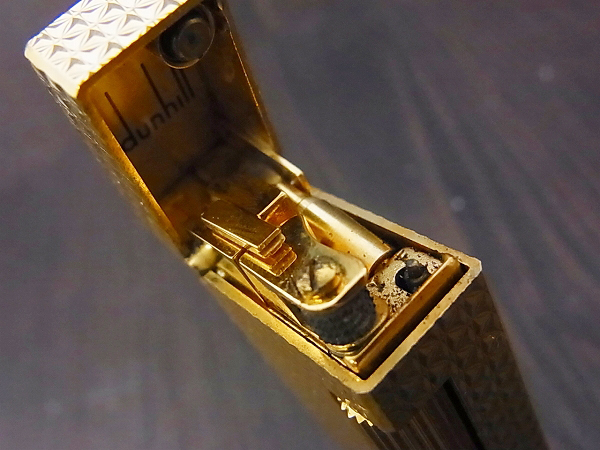 実際に弊社で買取させて頂いたdunhill/ダンヒル ガスライター スリムスクエア ゴールドの画像 3枚目