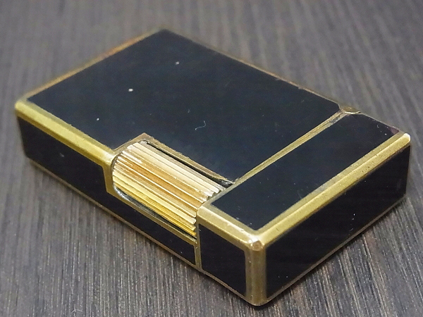 実際に弊社で買取させて頂いたS.T.Dupont/デュポン オールド ロールオイルライター 黒×金の画像 2枚目
