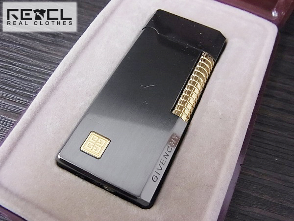 実際に弊社で買取させて頂いたGIVENCHY/ジバンシー フリントガスライター ブラック×ゴールド