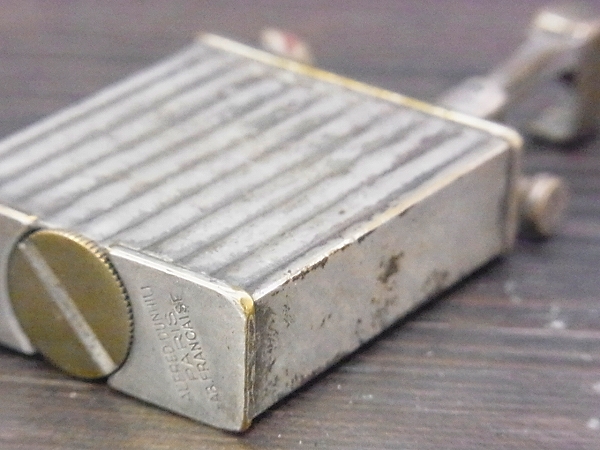 実際に弊社で買取させて頂いたPARKER/パーカー By ALFRED DUNHILL ビンテージ オイルライターの画像 5枚目